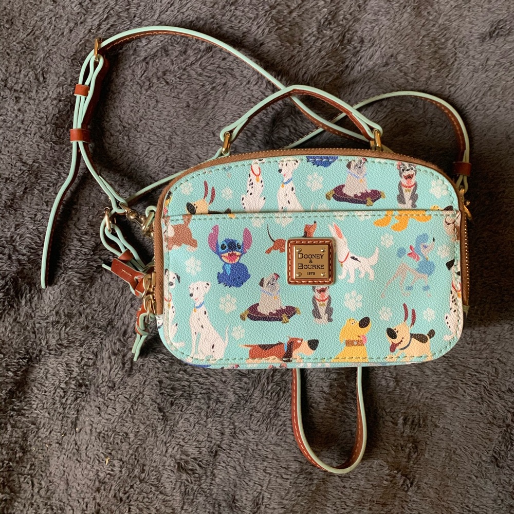 Disney Dooney Bourke Dogs Ambler